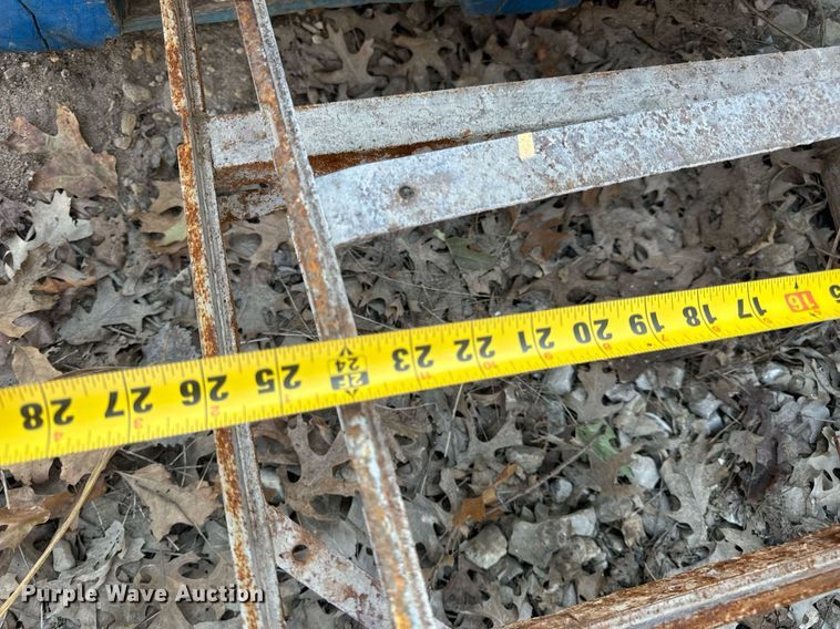 image for item EH7152 Concrete forms