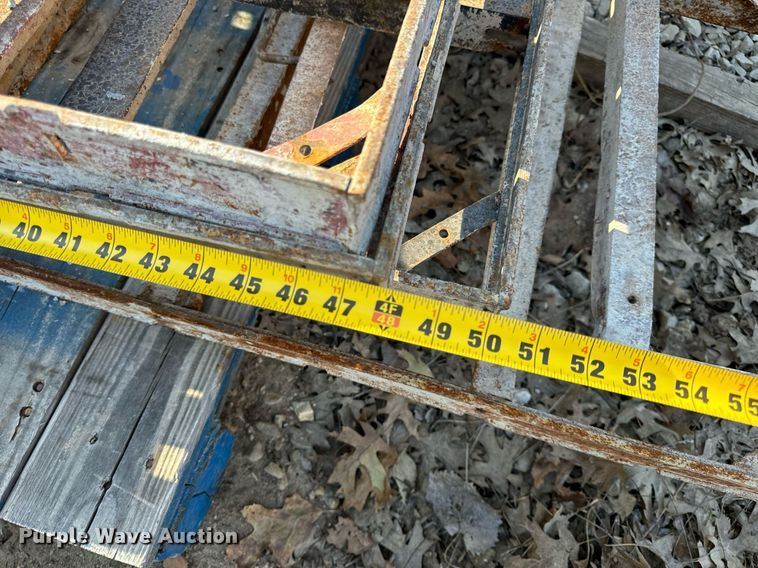 image for item EH7152 Concrete forms