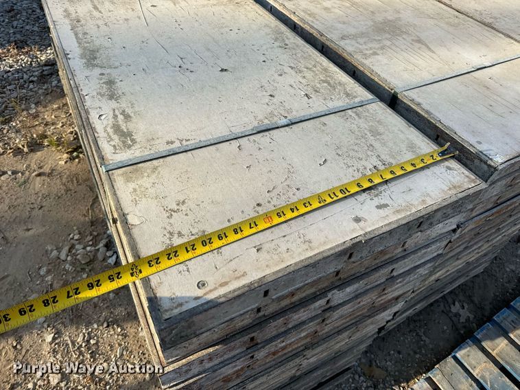 image for item EH7152 Concrete forms