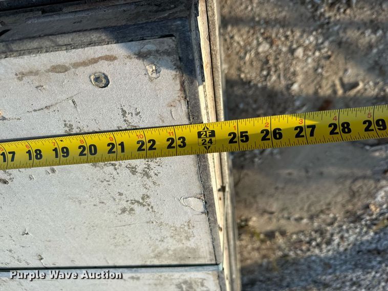 image for item EH7152 Concrete forms