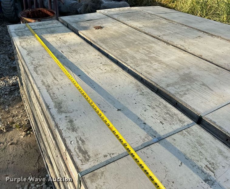 image for item EH7152 Concrete forms