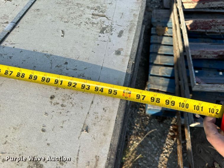 image for item EH7152 Concrete forms