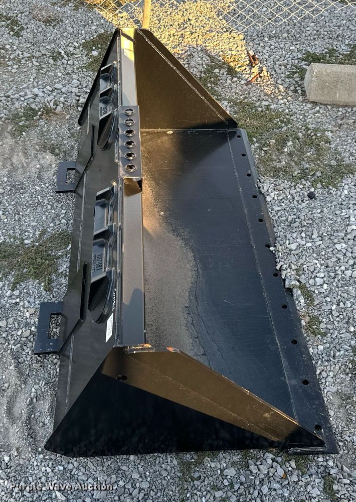 image for item EH7180 Manitou  66