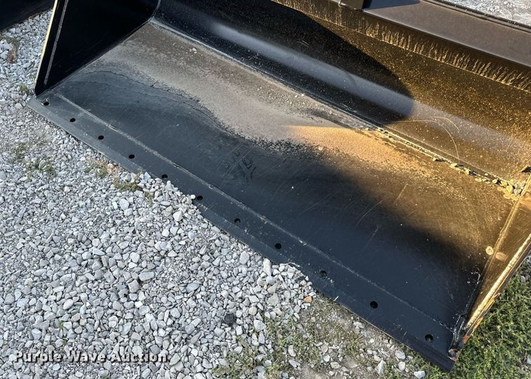 image for item EH7180 Manitou  66