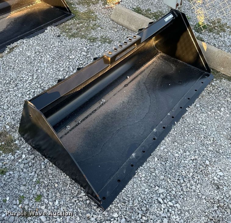 image for item EH7181 Manitou  70