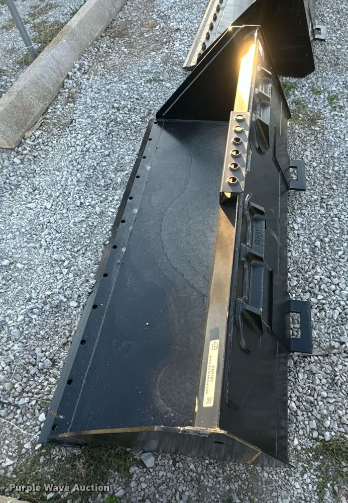 image for item EH7181 Manitou  70