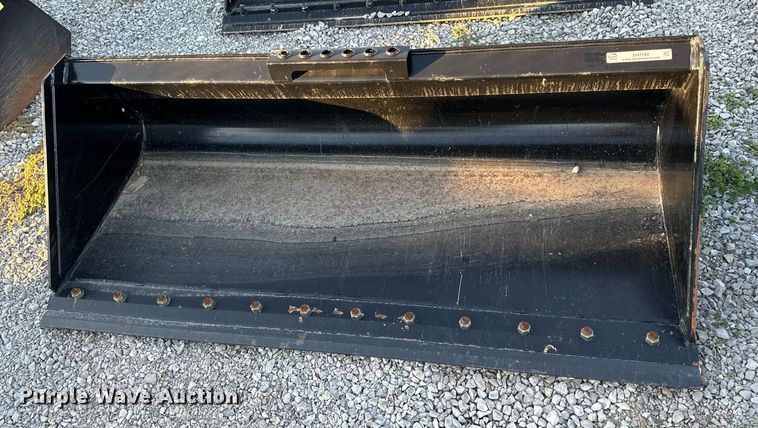 image for item EH7182 Manitou  74