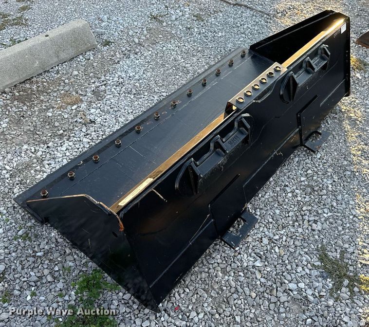 image for item EH7182 Manitou  74