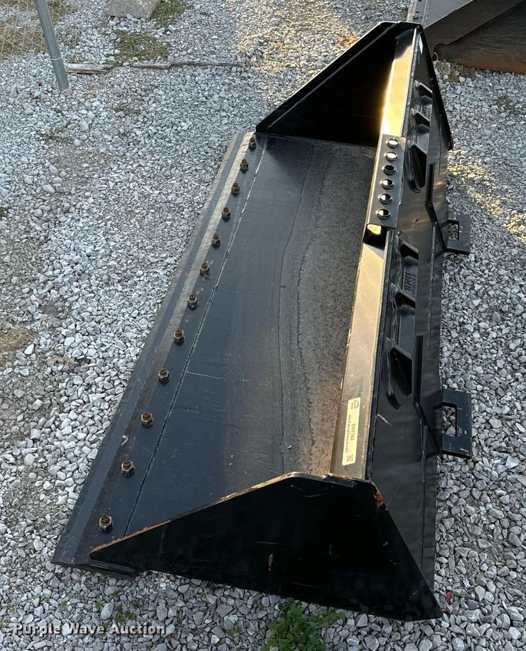 image for item EH7182 Manitou  74