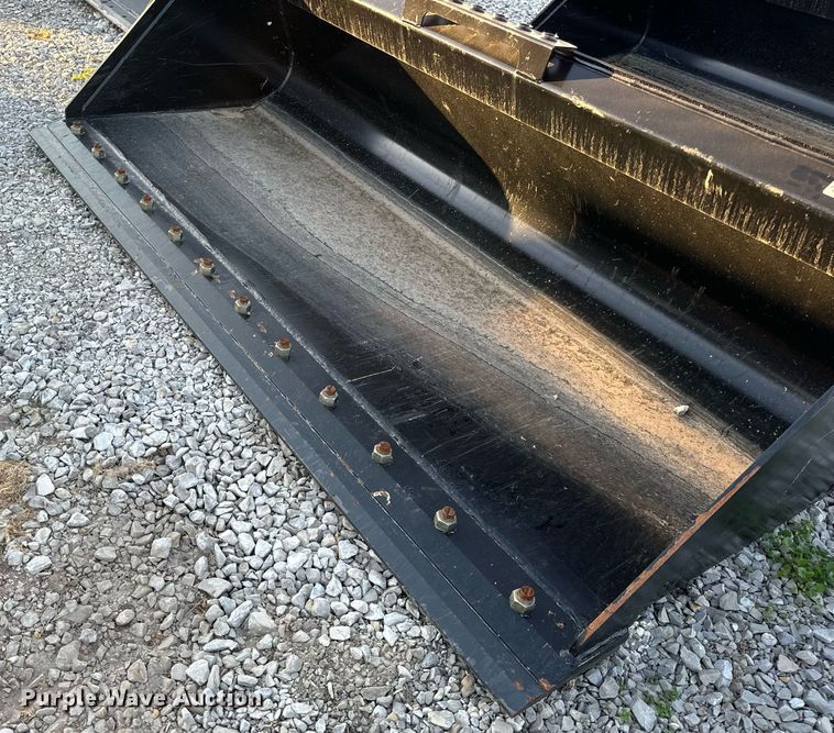 image for item EH7182 Manitou  74