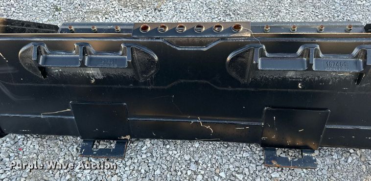 image for item EH7182 Manitou  74