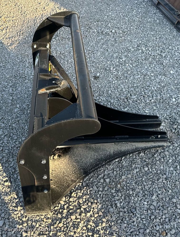 image for item EH7189 Prime skid steer tree puller