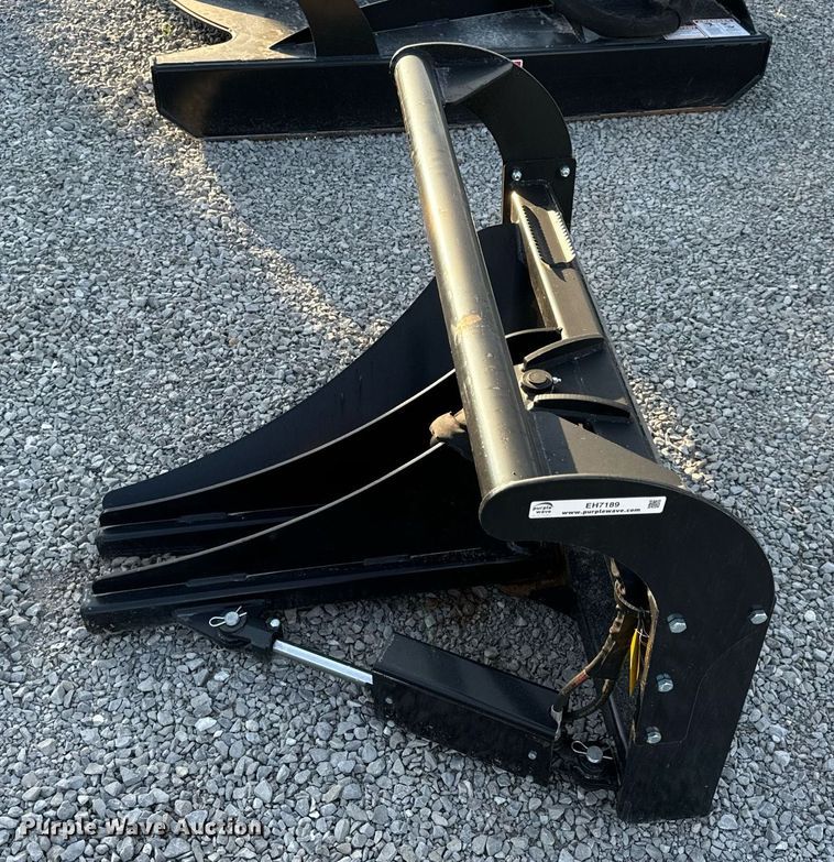 image for item EH7189 Prime skid steer tree puller