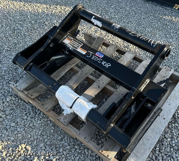 image for item EH7190 2023 Manitou J805108 telehandler to skid steer adapter