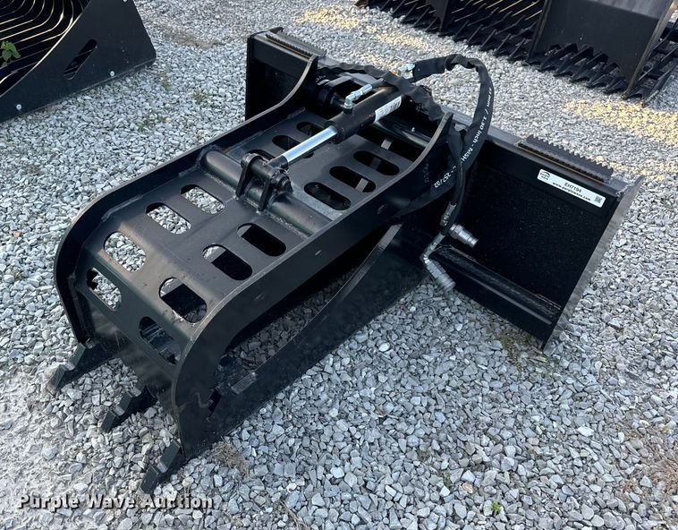 image for item EH7194 Prime skid steer grapple bucket