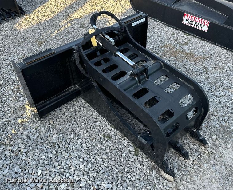 image for item EH7194 Prime skid steer grapple bucket