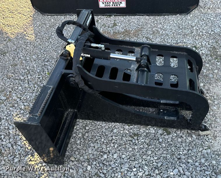 image for item EH7194 Prime skid steer grapple bucket