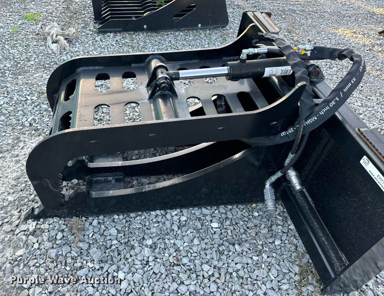 image for item EH7194 Prime skid steer grapple bucket