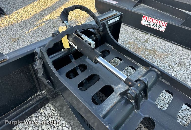 image for item EH7194 Prime skid steer grapple bucket