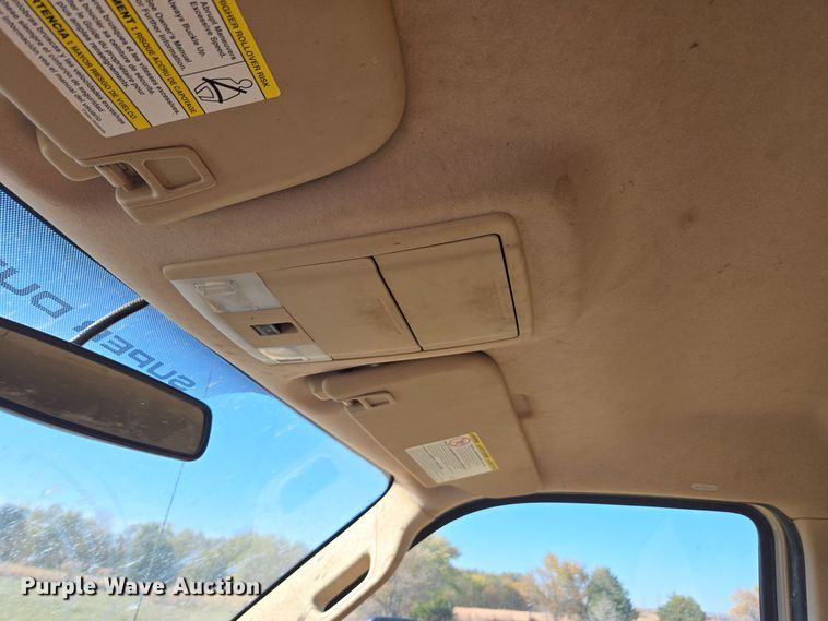 image for item EI4061 2012 Ford F350 Super Duty Crew Cab flatbed pickup truck