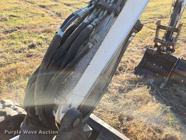 image for item EI4063 2011 Bobcat E35 mini excavator