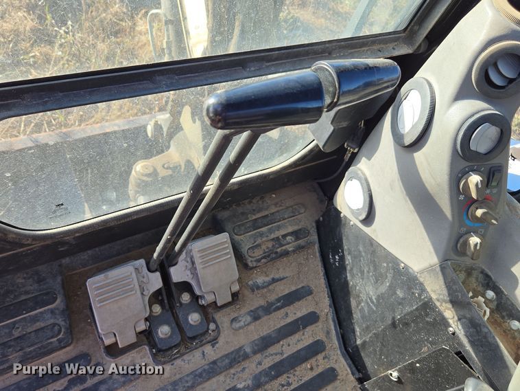 image for item EI4063 2011 Bobcat E35 mini excavator