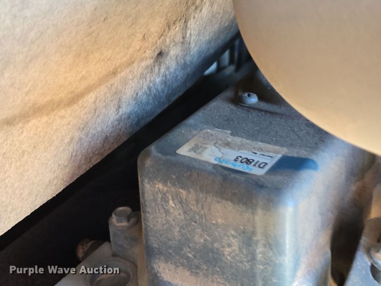 image for item EI4063 2011 Bobcat E35 mini excavator