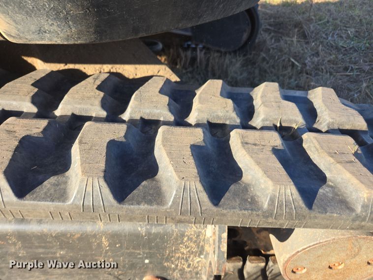 image for item EI4063 2011 Bobcat E35 mini excavator