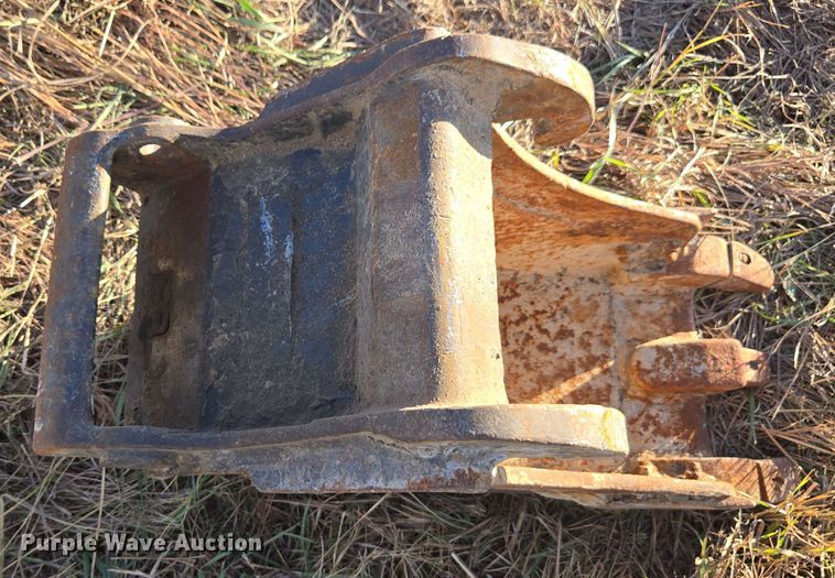 image for item EI4063 2011 Bobcat E35 mini excavator