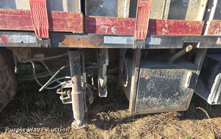 image for item EI4064 1999 Sterling L-Line crane truck