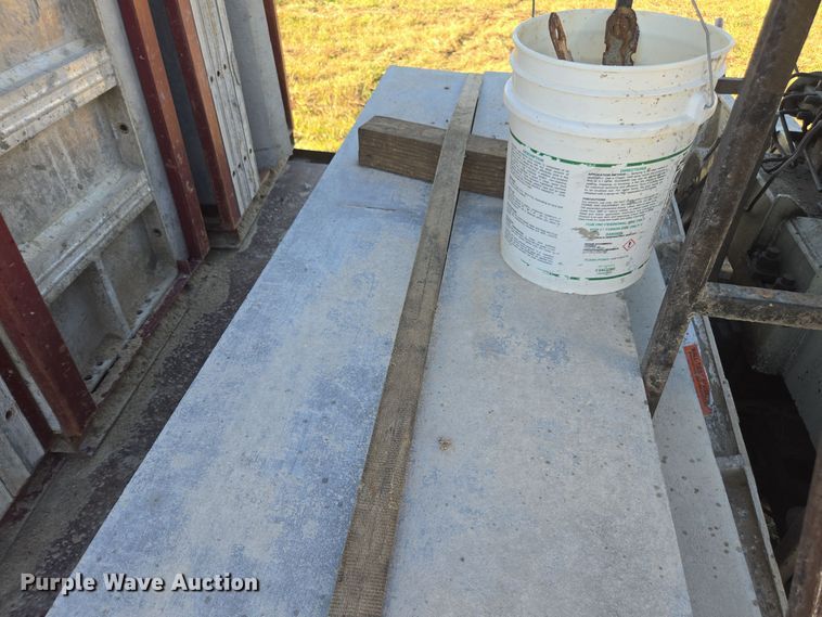 image for item EI4064 1999 Sterling L-Line crane truck