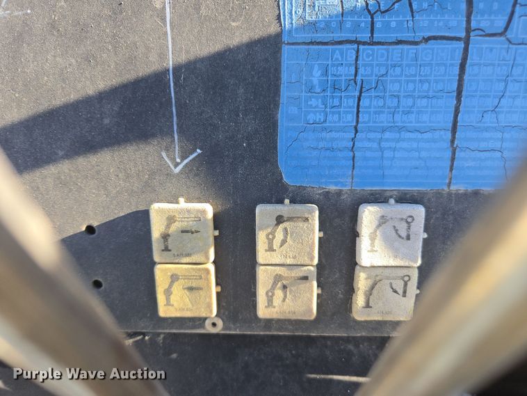 image for item EI4064 1999 Sterling L-Line crane truck