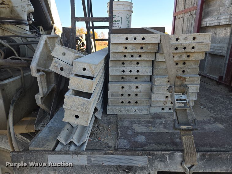 image for item EI4064 1999 Sterling L-Line crane truck