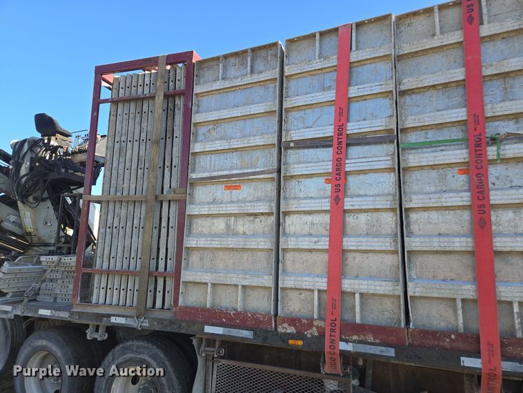 image for item EI4064 1999 Sterling L-Line crane truck