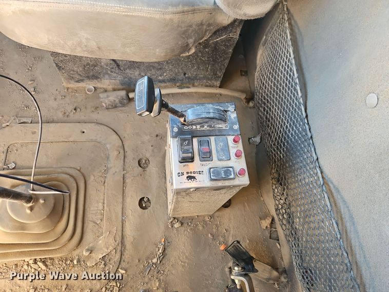 image for item EI8427 2008 Sterling LT8500 dump truck