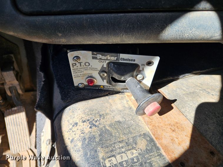 image for item EI8429 2003 International  8600 vacuum truck