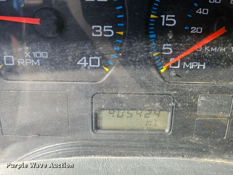 image for item EI8429 2003 International  8600 vacuum truck