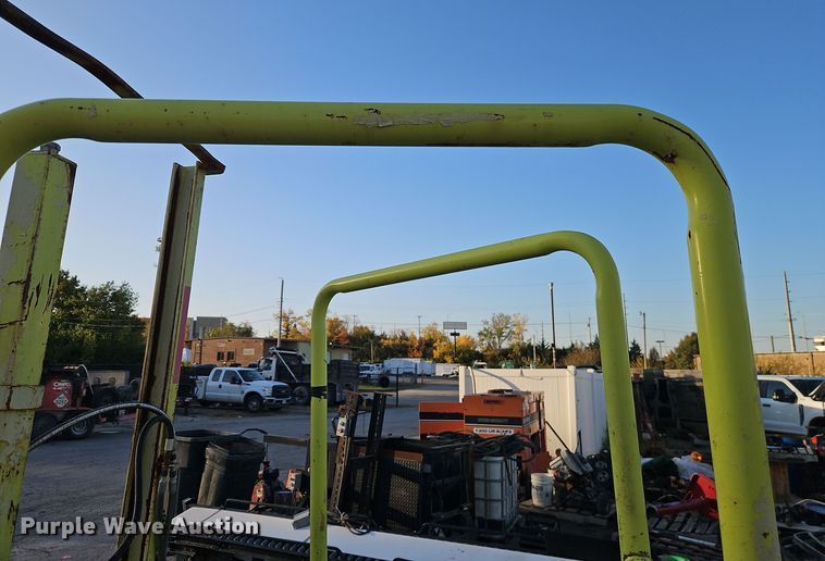 image for item EI8486 Donkey forklift