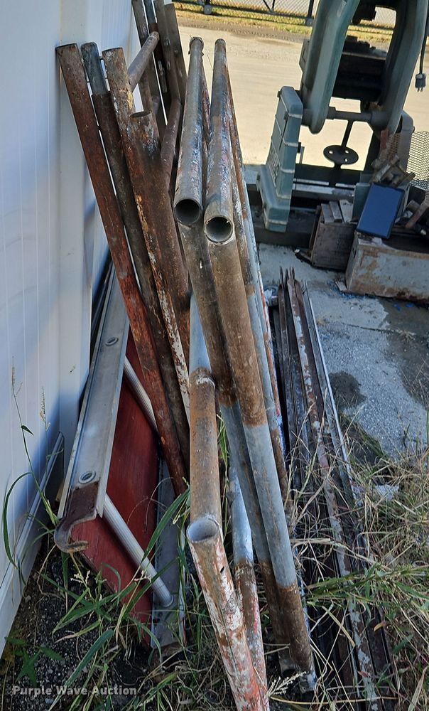 image for item EI8489 Scaffolding 