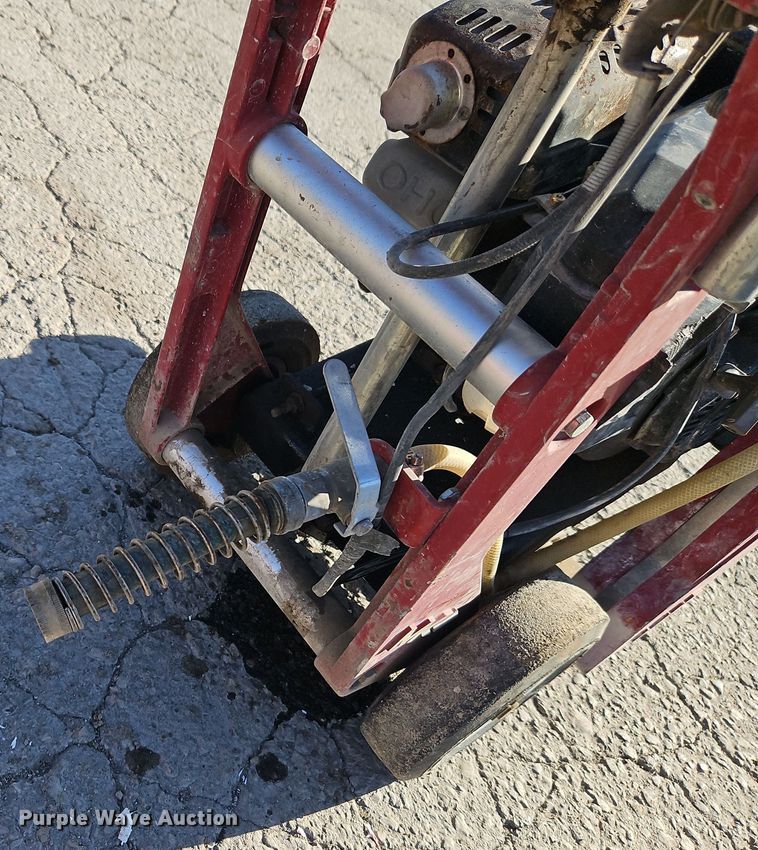 image for item EI8493 2007 MK Diamond MK-CX-3 concrete saw