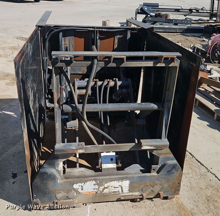 image for item EI8495 Brudi push/pull forklift attachment 