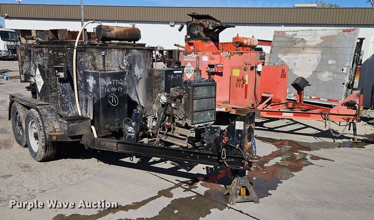 image for item EI8496 (2) Crafco EZ 400 melter applicators