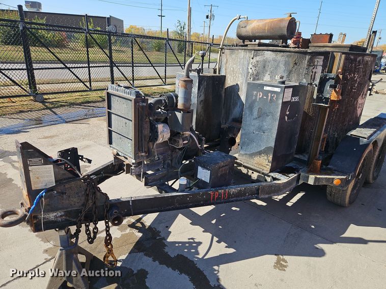 image for item EI8496 (2) Crafco EZ 400 melter applicators