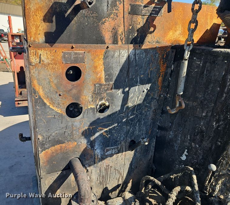 image for item EI8496 (2) Crafco EZ 400 melter applicators