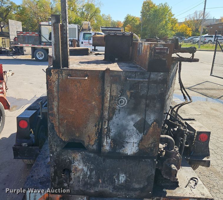 image for item EI8496 (2) Crafco EZ 400 melter applicators