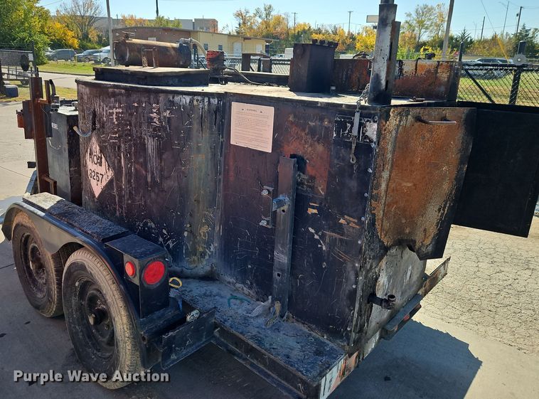 image for item EI8496 (2) Crafco EZ 400 melter applicators