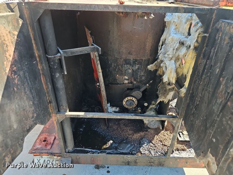 image for item EI8496 (2) Crafco EZ 400 melter applicators