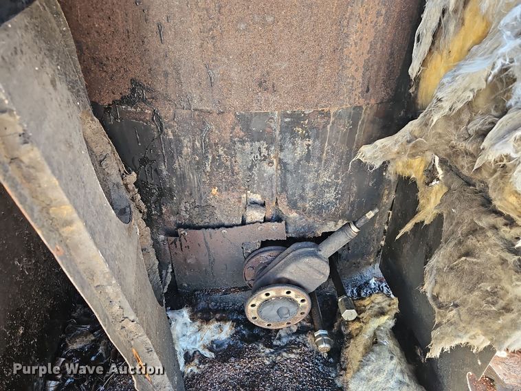 image for item EI8496 (2) Crafco EZ 400 melter applicators