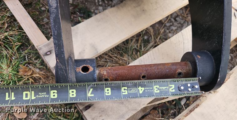 image for item EI8501 TAG  excavator attachments