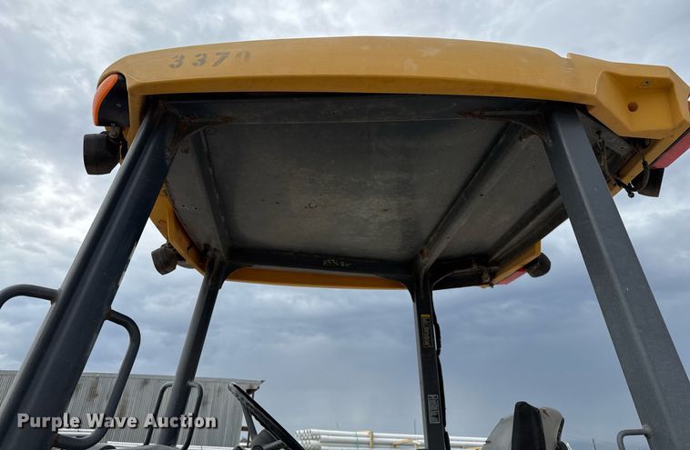 image for item EJ3120 2010 John Deere 310J backhoe